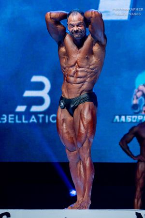 CLASSIC PHYSIQUE +178